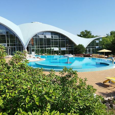 Hotel An Der Therme Bad Sulza Bagian luar foto
