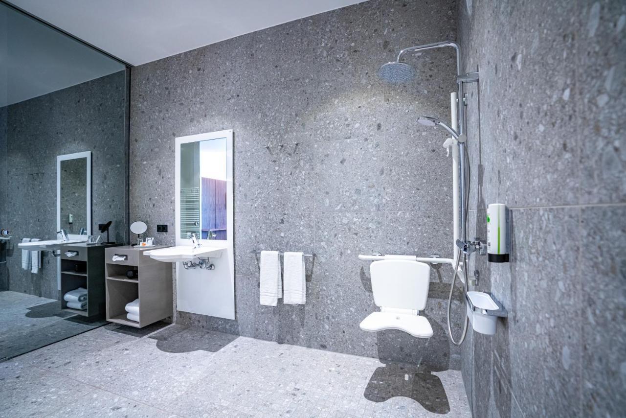 Hotel An Der Therme Bad Sulza Bagian luar foto