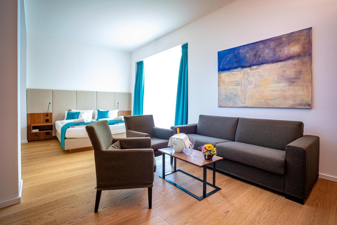Hotel An Der Therme Bad Sulza Bagian luar foto
