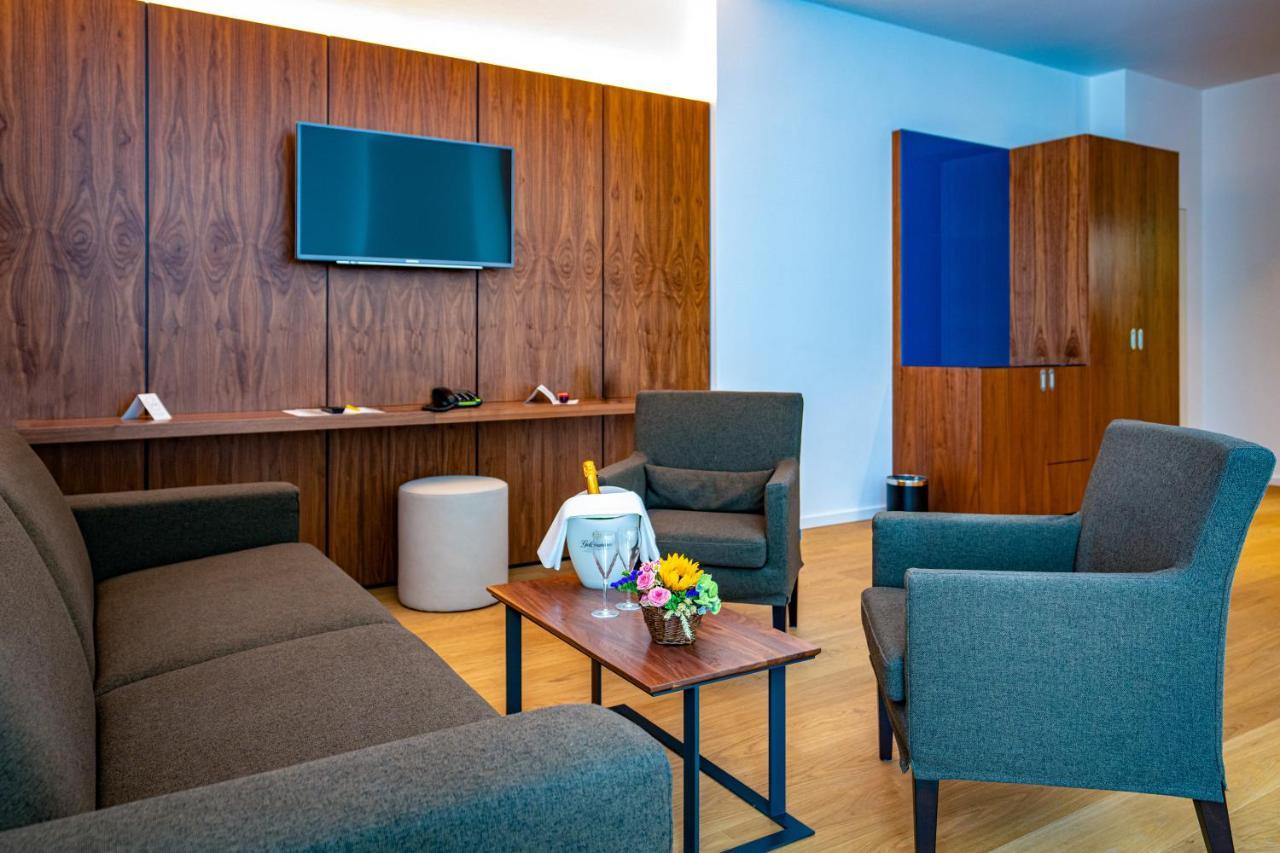 Hotel An Der Therme Bad Sulza Bagian luar foto